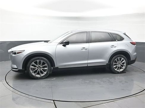 Used 2018 MAZDA CX-9 Grand Touring image 2
