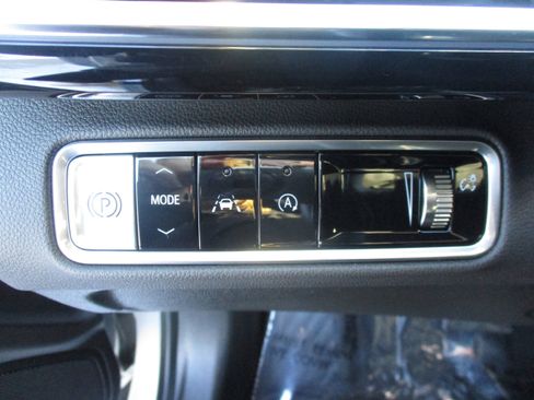 Used 2025 Buick Envision Preferred image 28