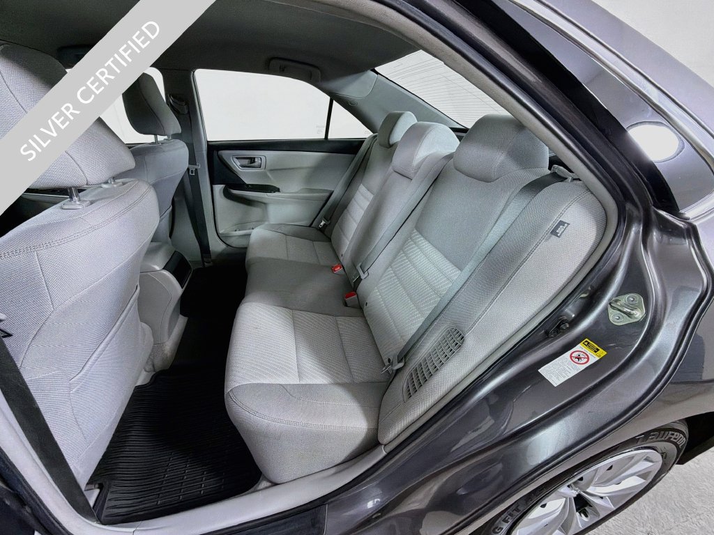 Used 2017 Toyota Camry LE FWD image 19