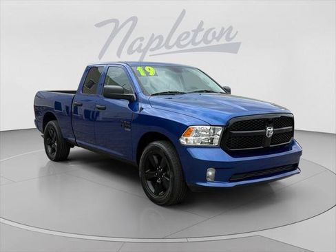 Certified 2019 RAM 1500 Express w/ Express Value Package AWD/4WD image 8