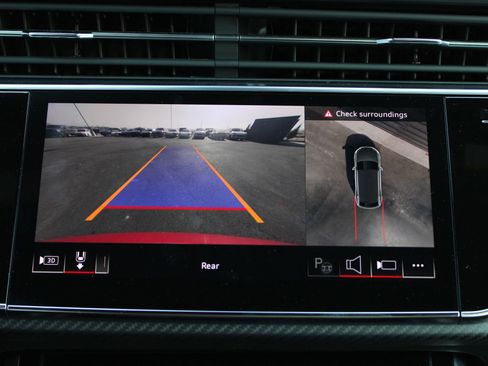 Used 2024 Audi SQ8 Prestige image 16