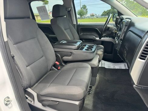 Used 2018 Chevrolet Silverado 1500 LT w/ All Star Edition AWD/4WD image 23