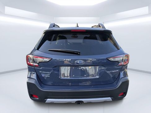 Used 2023 Subaru Outback Limited AWD/4WD image 4