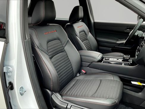 New 2026 Nissan Pathfinder Rock Creek AWD/4WD image 18