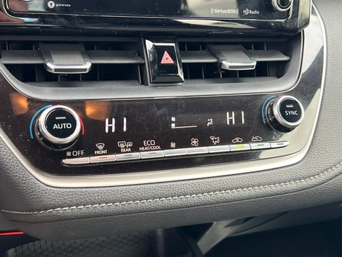 Used 2019 Toyota Corolla XSE image 20