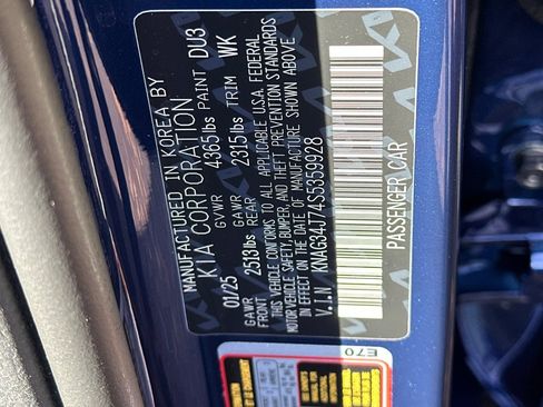 New 2025 Kia K5 EX image 21