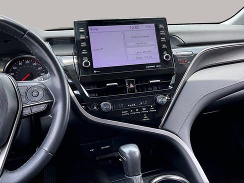 Used 2023 Toyota Camry XSE FWD image 7