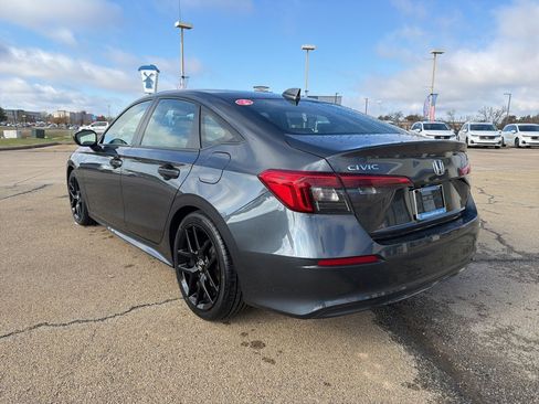 Used 2024 Honda Civic Sport image 7