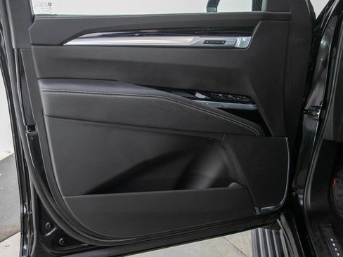 Used 2025 Cadillac Escalade Sport w/ Touring Package AWD/4WD image 23