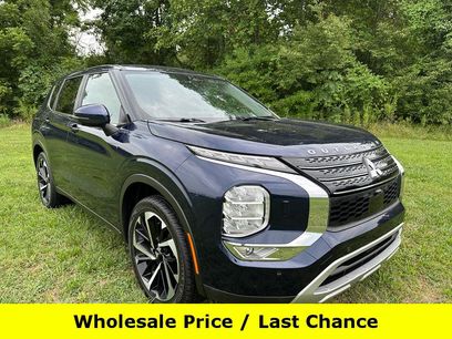 Used 2023 Mitsubishi Outlander SE