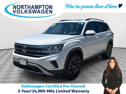 Used 2023 Volkswagen Atlas SE w/ Panoramic Sunroof Package