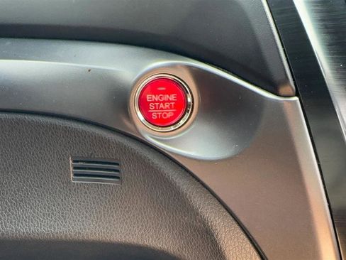 Used 2013 Acura ILX 4dr Sdn 2.0L image 36