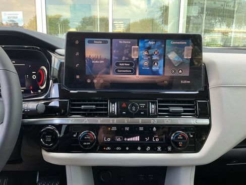 New 2026 Nissan Pathfinder SL AWD/4WD image 30