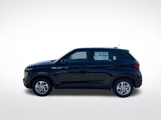 New 2026 Hyundai Venue SE FWD video 2