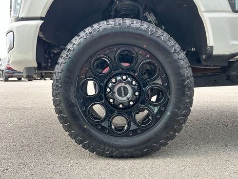 Used 2024 Ford F350 Platinum w/ Tremor Off-Road Package AWD/4WD image 16