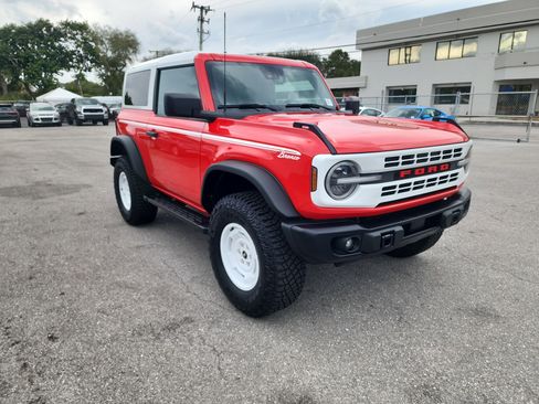 Used 2024 Ford Bronco Heritage Edition image 7