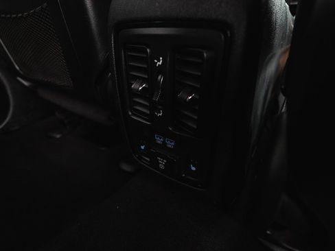 Used 2024 Dodge Durango GT image 37