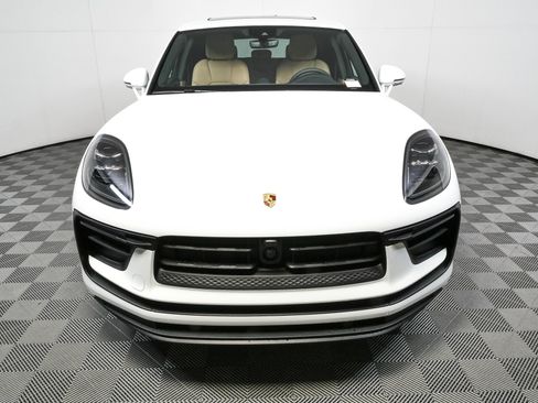 New 2026 Porsche Macan AWD/4WD image 37