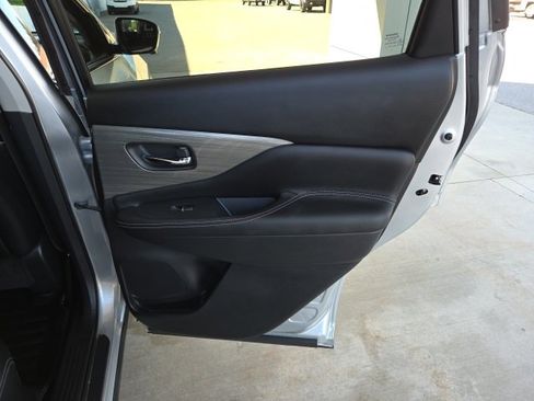 Used 2017 Nissan Murano SL image 51