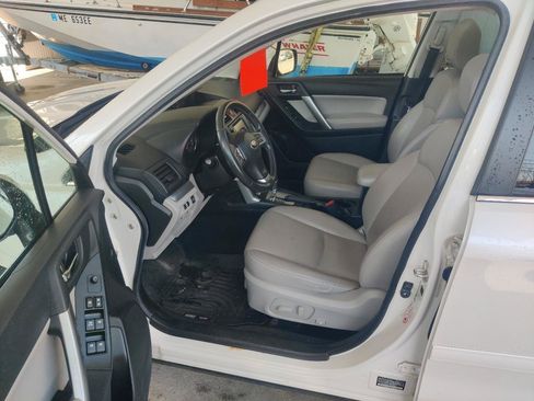 Used 2014 Subaru Forester 2.5i Limited AWD/4WD image 12