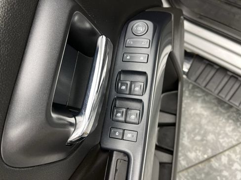 Used 2016 Chevrolet Silverado 1500 LT w/ All Star Edition AWD/4WD image 8