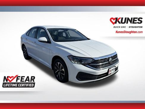 Used 2024 Volkswagen Jetta S image 1