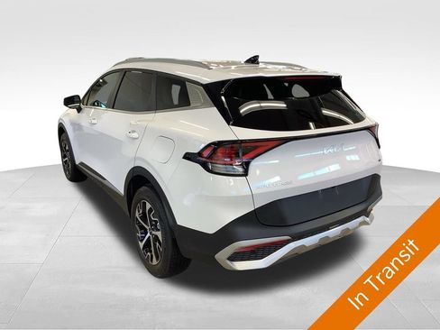 Certified 2024 Kia Sportage EX AWD/4WD image 4