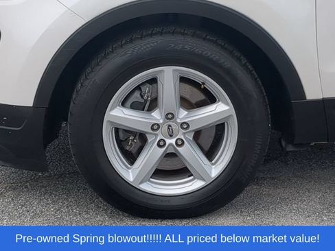 Used 2019 Ford Explorer XLT w/ Equipment Group 201A FWD image 18