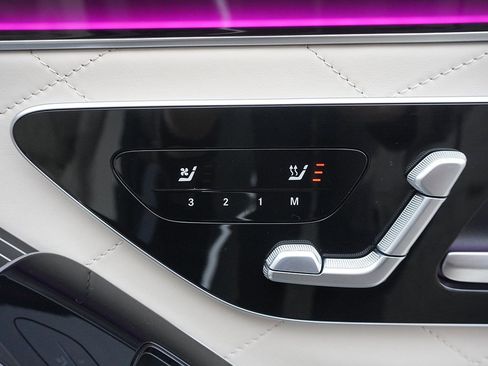 Used 2023 Mercedes-Benz S 580 4MATIC Sedan w/ 3D Technology Package image 42