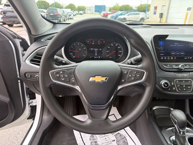 Used 2024 Chevrolet Malibu LT FWD image 25