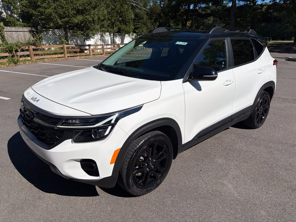 Used 2024 Kia Seltos X-Line AWD/4WD image 3
