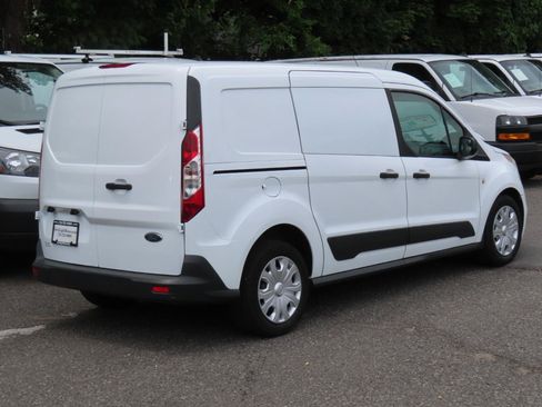 Used 2018 Ford Transit Connect XLT FWD image 5