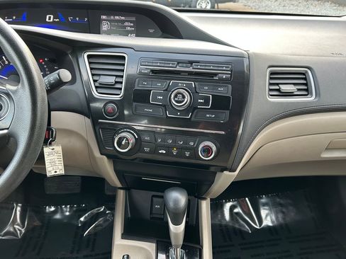 Used 2013 Honda Civic LX image 23