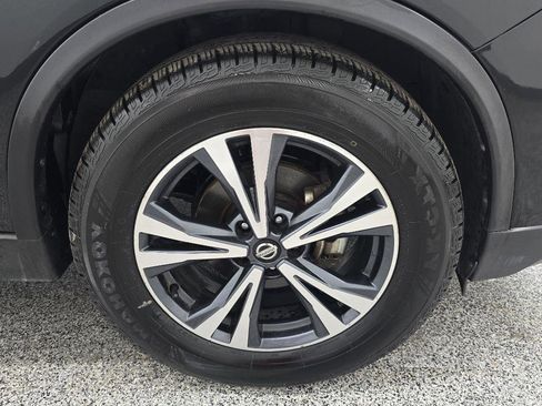 Used 2017 Nissan Rogue SL w/ SL Premium Package FWD image 35