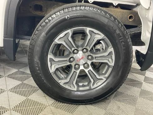 Used 2024 GMC Sierra 1500 SLE AWD/4WD image 41