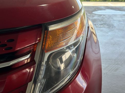 Used 2014 Ford Explorer Limited FWD image 9
