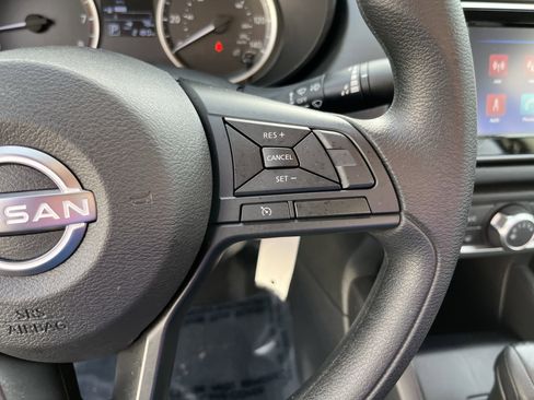 Used 2025 Nissan Versa S w/ S Plus Package image 18