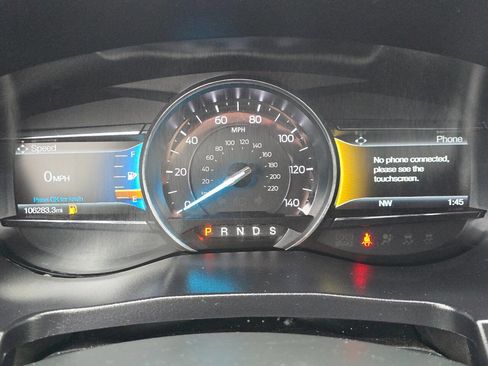 Used 2018 Ford Explorer XLT w/ Equipment Group 202A image 12