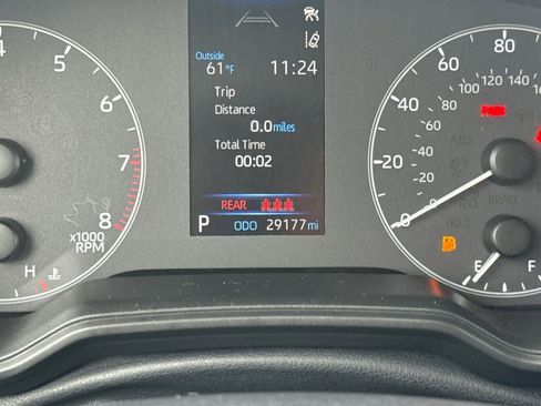 Certified 2023 Toyota Corolla Cross LE image 29