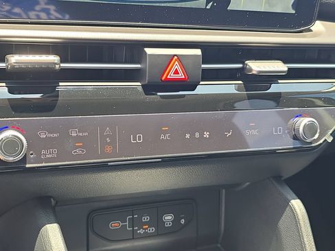 New 2026 Kia Sportage SX FWD image 26