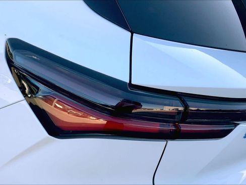 New 2026 Chevrolet Equinox EV LT AWD/4WD image 14
