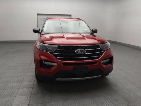 Used 2022 Ford Explorer XLT w/ Equipment Group 202A RWD image 14