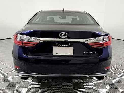Used 2018 Lexus ES 350 w/ Luxury Package w/Wood Trim FWD image 5