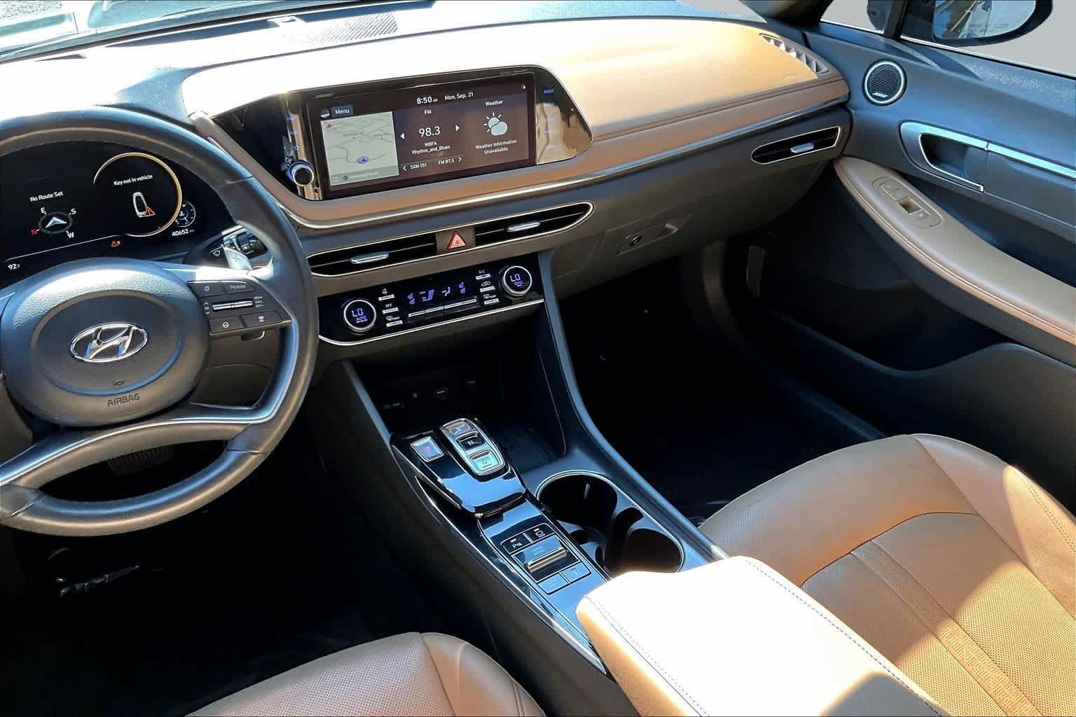 Used 2022 Hyundai Sonata Limited FWD image 6