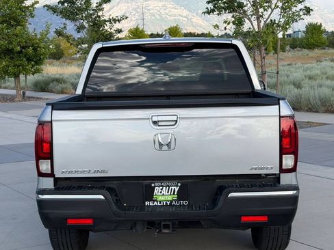 Used 2017 Honda Ridgeline RTL-T image 7