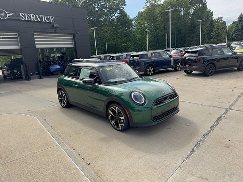 New 2026 MINI Cooper S FWD image 2