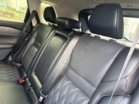 Used 2024 Nissan Rogue Platinum w/ Platinum Premium Package image 14