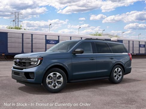 New 2027 Ford Expedition Active AWD/4WD image 2