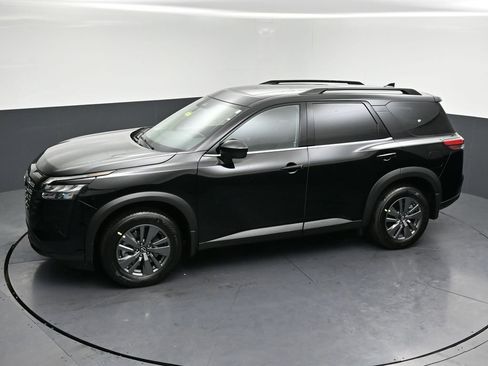 New 2026 Nissan Pathfinder SV AWD/4WD image 29