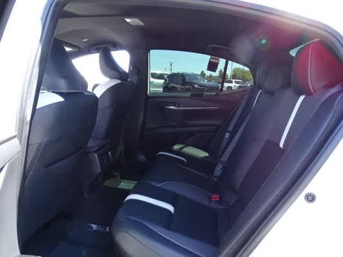 Used 2025 Toyota Camry SE w/ Convenience Package FWD image 21